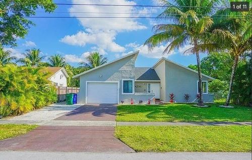 750 Sw 55th Ave, Margate, FL, 33068-2907 | Card Image