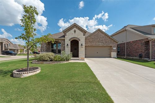 2936 Brady Starr Dr, Aubrey, TX, 76227-1169 | Card Image