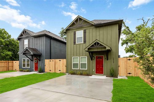 b-7944 Fields St, Houston, TX, 77028-5512 | Card Image