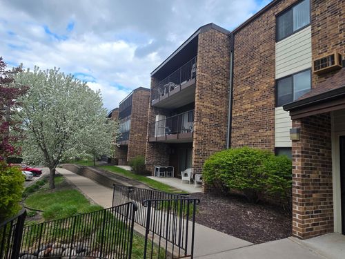 325-35 Nathan Ln N, Plymouth, MN, 55441-6362 | Card Image