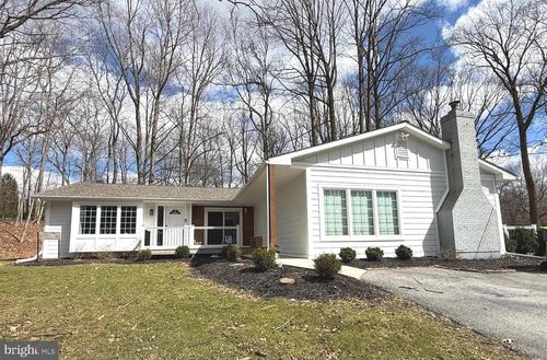 1185 Woodward Dr, WEST CHESTER, PA, 19380-1527 | Card Image