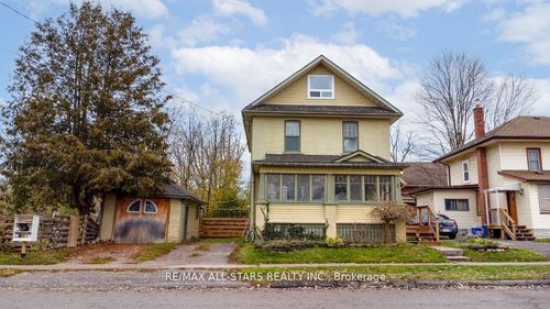 2 St Patrick St, Lindsay, ON, K9V1R1 | Card Image