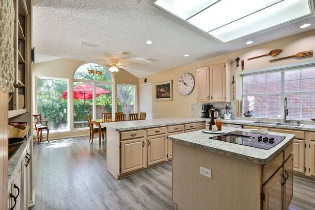 7129 Aspen Wood Trl, House other with 3 bedrooms, 3 bathrooms and null parking in Fort Worth TX | Image 16