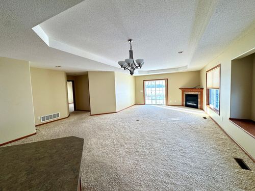 321 15th Ave Nw, Willmar, MN, 56201-2218 | Card Image