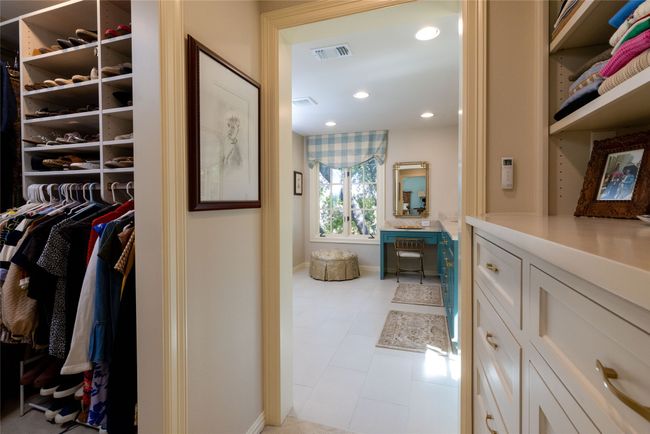 Level 2 master custom closet and bath | Image 29