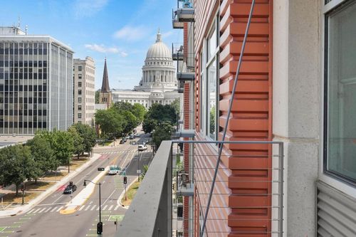 601-309 W Washington Avenue, Madison, WI, 53703 | Card Image