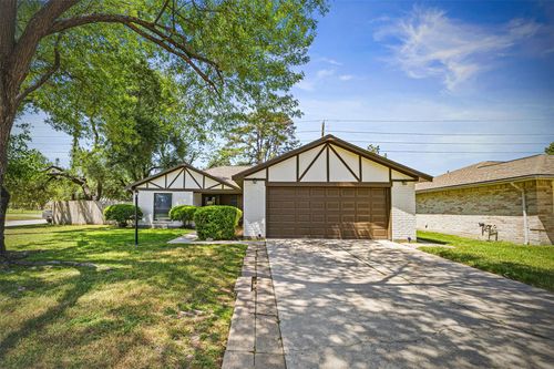 7534 Sunbonnet Ln, Houston, TX, 77064-8302 | Card Image