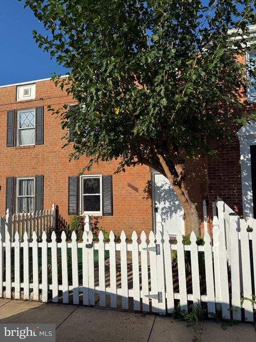 9706 Aspen Pl, MANASSAS, VA, 20110-5912 | Card Image