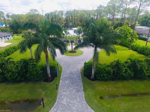 25211 Pinson Dr, BONITA SPRINGS, FL, 34135-8844 | Card Image