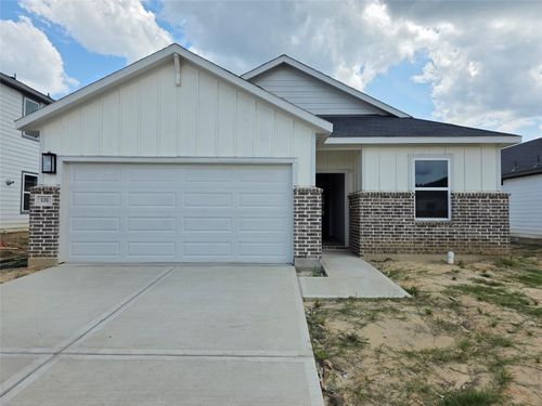 131 Daylight Crest Dr, Crosby, TX, 77532-2972 | Card Image