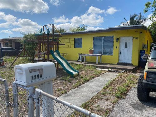7398 Garfield St, Hollywood, FL, 33024-5510 | Card Image