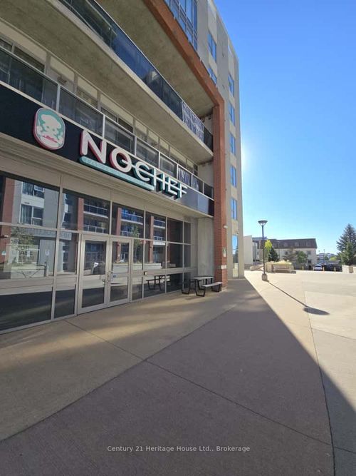 216-130 Columbia St W, Waterloo, ON, N2L0G6 | Card Image