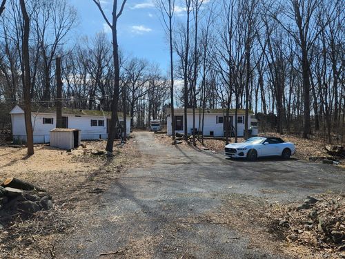 459 Gardnertown Rd, Newburgh, NY, 12550-1679 | Card Image