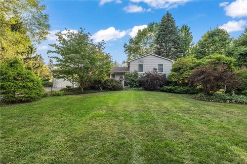 785 N Hook Rd, Macedon, NY, 14502-9722 | Card Image