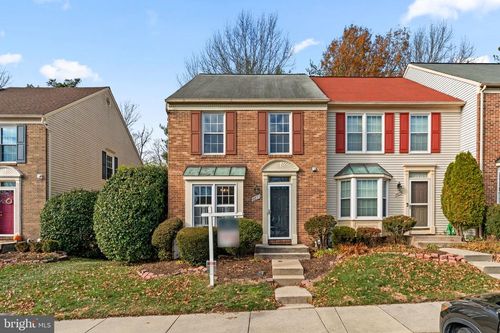 8871 Manahan Dr, ELLICOTT CITY, MD, 21043-5400 | Card Image
