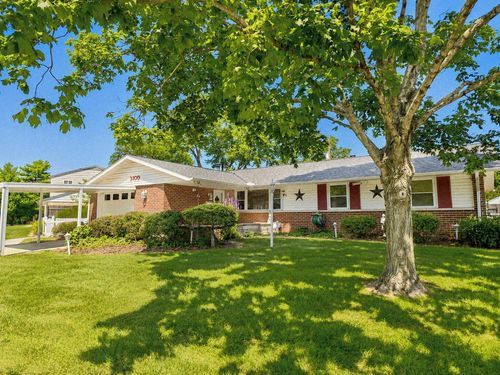 3700 Santiago Dr, Westerville, OH, 43081-4326 | Card Image