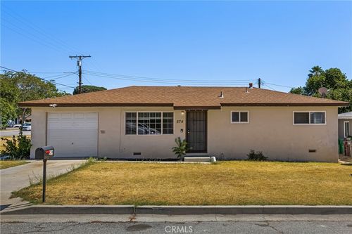 574 N 6th St, Banning, CA, 92220-4632 | Card Image