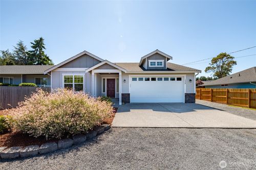 1528 Se Camano Dr, Camano Island, WA, 98282-7635 | Card Image