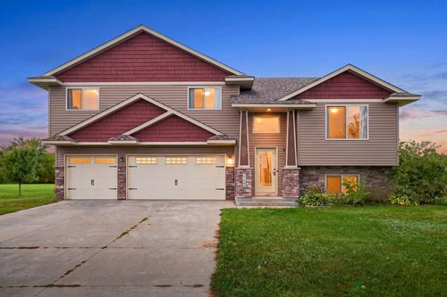 37960 Gerald Ave, North Branch, MN, 55056-6137 | Card Image