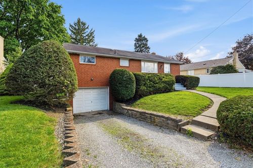 104 Glenn Ave, Glenshaw, PA, 15116-2204 | Card Image