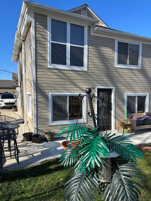 29445 Private Dr, Chesterfield, MI, 48047-5148 | Card Image