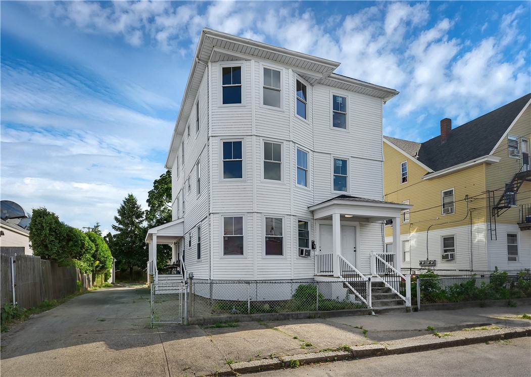 Locust St, Pawtucket, RI 02860