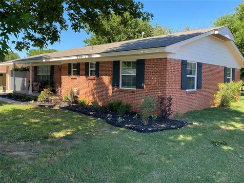 116 High St, Pauls Valley, OK, 73075-5217 | Card Image