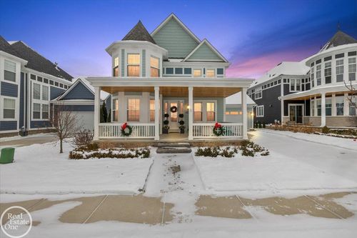 54568 Ann Dr, Macomb, MI, 48042-5840 | Card Image