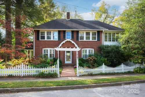 5 Celia Pl, Asheville, NC, 28801-1413 | Card Image