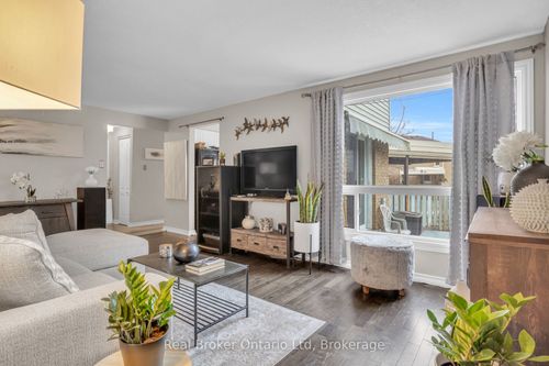 15-415 Morgan Ave, Kitchener, ON, N2A2V6 | Card Image