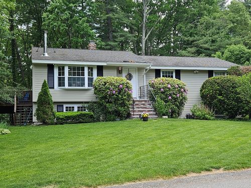 77 Old Stage Rd, Chelmsford, MA, 01824-4623 | Card Image