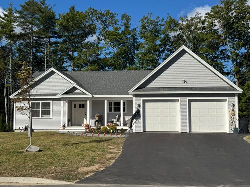 23 Forest Glen Lane, Topsham, ME, 04086 | Card Image