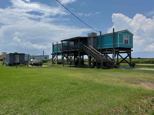 175 Grape Ln, Grand Isle, LA, 70358-1200 | Card Image