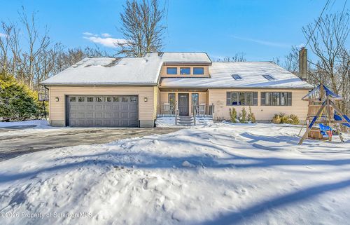 3326 Buck Run, Tobyhanna, PA, 18466-8276 | Card Image