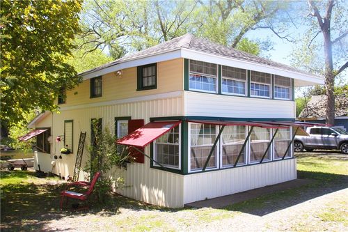 13202 Park Rd, Waterport, NY, 14571-9617 | Card Image