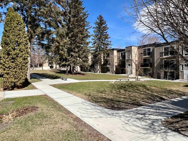 307 - 315 Heritage Drive Se, Home with 1 bedrooms, 1 bathrooms and 1 parking in Calgary AB | Image 1