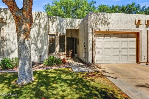 9276 W Morrow Dr, Peoria, AZ, 85382-3660 | Card Image