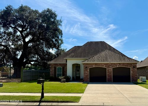 134 Raven Cliff Ln, Broussard, LA, 70518-5340 | Card Image