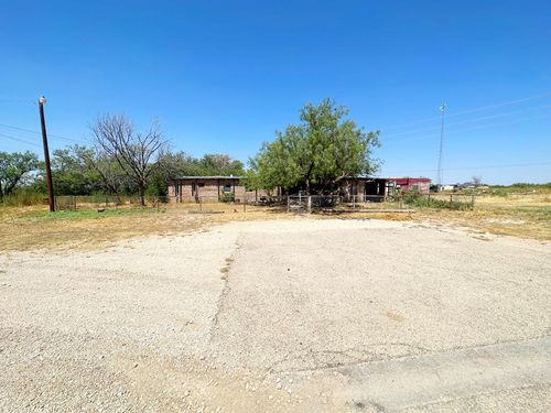 5822 Ranch Road 33, Big Spring, TX, 79720-8010 | Card Image