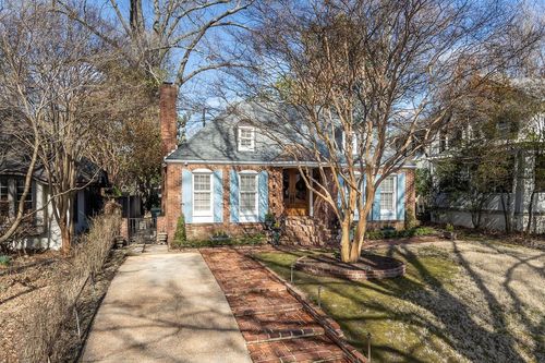 2246 Court Ave, Memphis, TN, 38104-3001 | Card Image