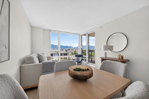 707-238 W Broadway, Vancouver, BC, V5Y0L2 | Card Image