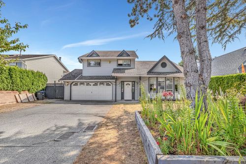 12848 65 Ave, Surrey, BC, V3W9P4 | Card Image