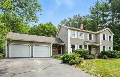 104 Millbrook Dr, East Longmeadow, MA, 01028-2679 | Card Image
