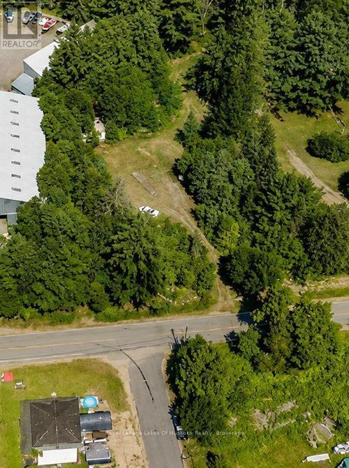 00 East Road, Lake of Bays (Mclean), ON, P0B1A0 | Card Image