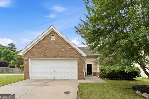 14 Grier Ln, Newnan, GA, 30263-6756 | Card Image