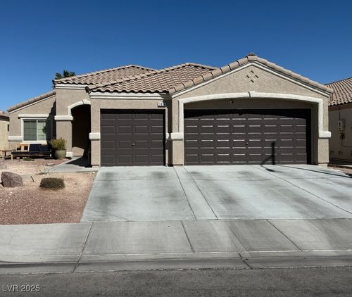 3924 W Colton Ave, North Las Vegas, NV, 89032-3484 | Card Image