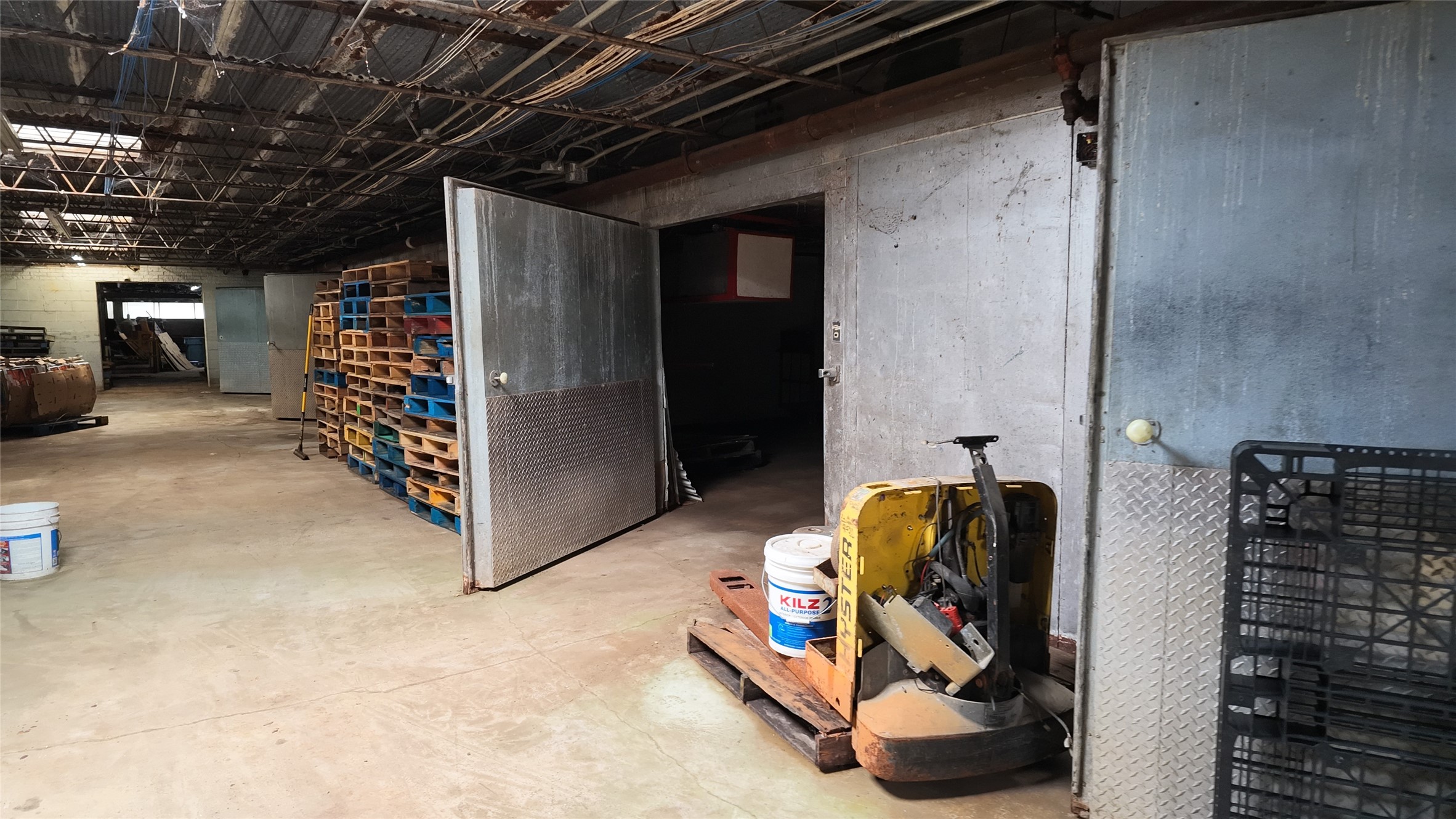 Commercial Sale in Dallas 4
