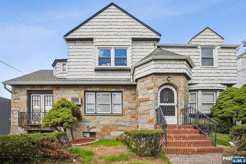27 Dewey St, Garfield, NJ, 07026-2709 | Card Image