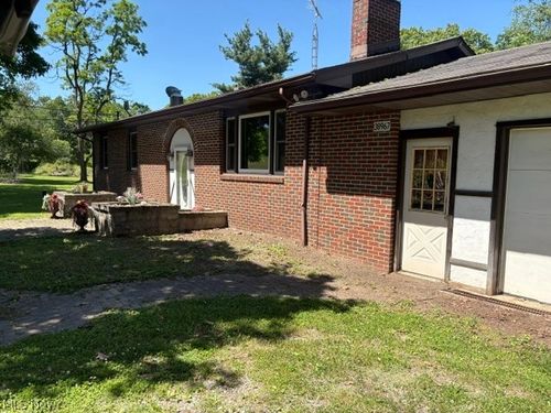38967 State Route 39, Salineville, OH, 43945-8716 | Card Image