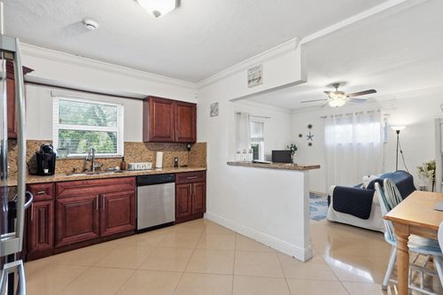 1-2-1914 Sheridan St Street, Hollywood, FL, 33020 | Card Image